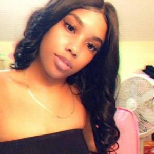 Meet your Posher, Kadejha